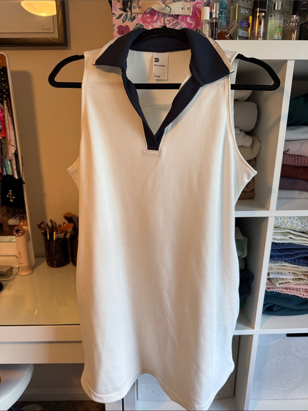 all in motion White Sleeveless Mini Dress with Navy Collar Size Medium NWOT